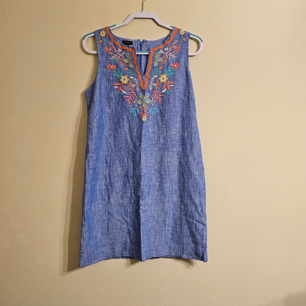 Talbots Shift Dress 6 Blue Linen Cotton Floral Embroidered V-Neck Sleeveless